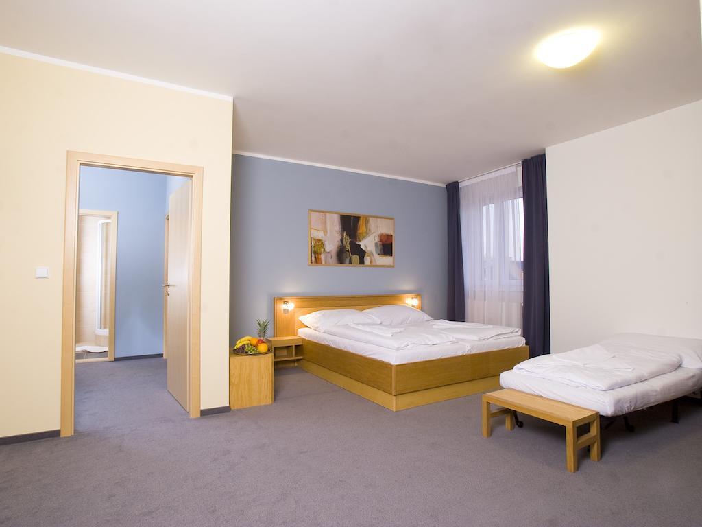 Hotel Trend Plzeň Eksteriør billede