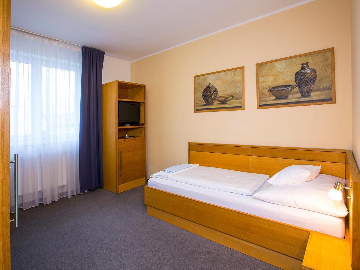 Hotel Trend Plzeň Værelse billede